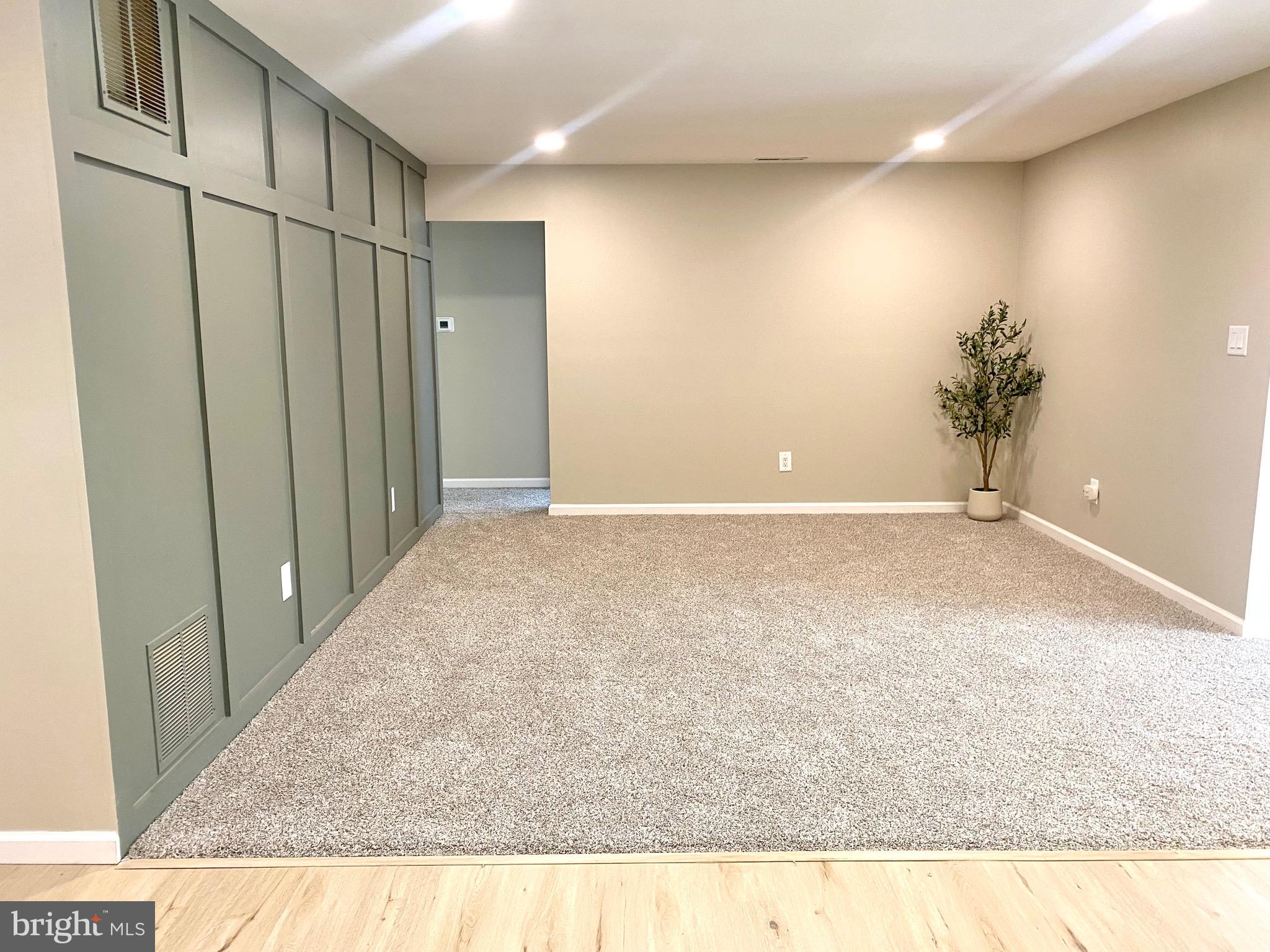 6 Kent Place Sewell, NJ 08080 - Photo 2 of 19