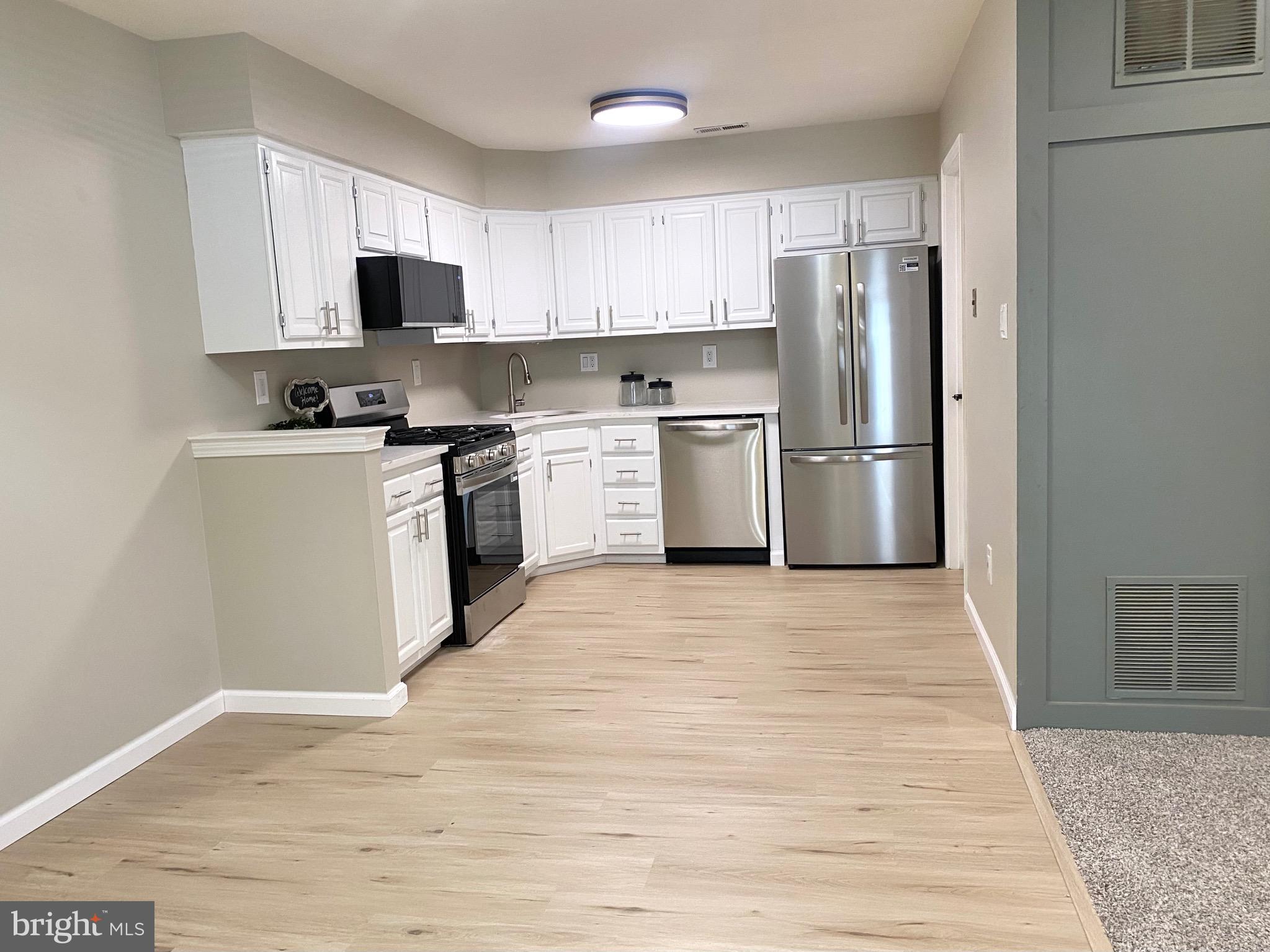 6 Kent Place Sewell, NJ 08080 - Photo 6 of 19