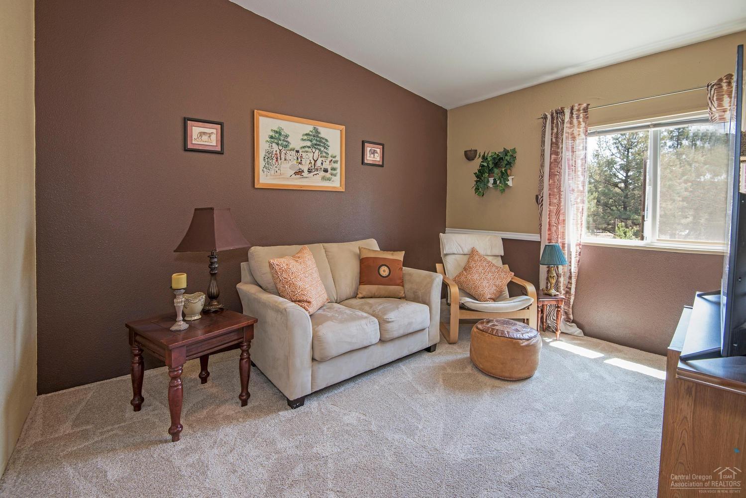 8400 Southwest Crater Loop Road Terrebonne, OR 97760 - Photo 13 of 23 Bedroom 4 is another spacious room large