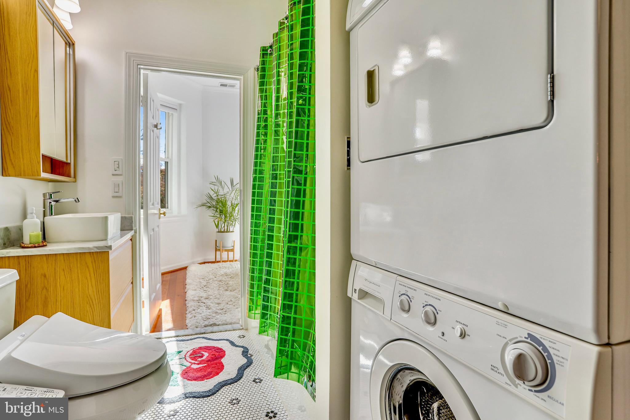 1820 Kalorama Road Northwest, Unit 4 Washington, DC 20009 - Photo 15 of 35 In-unit washer and dryer