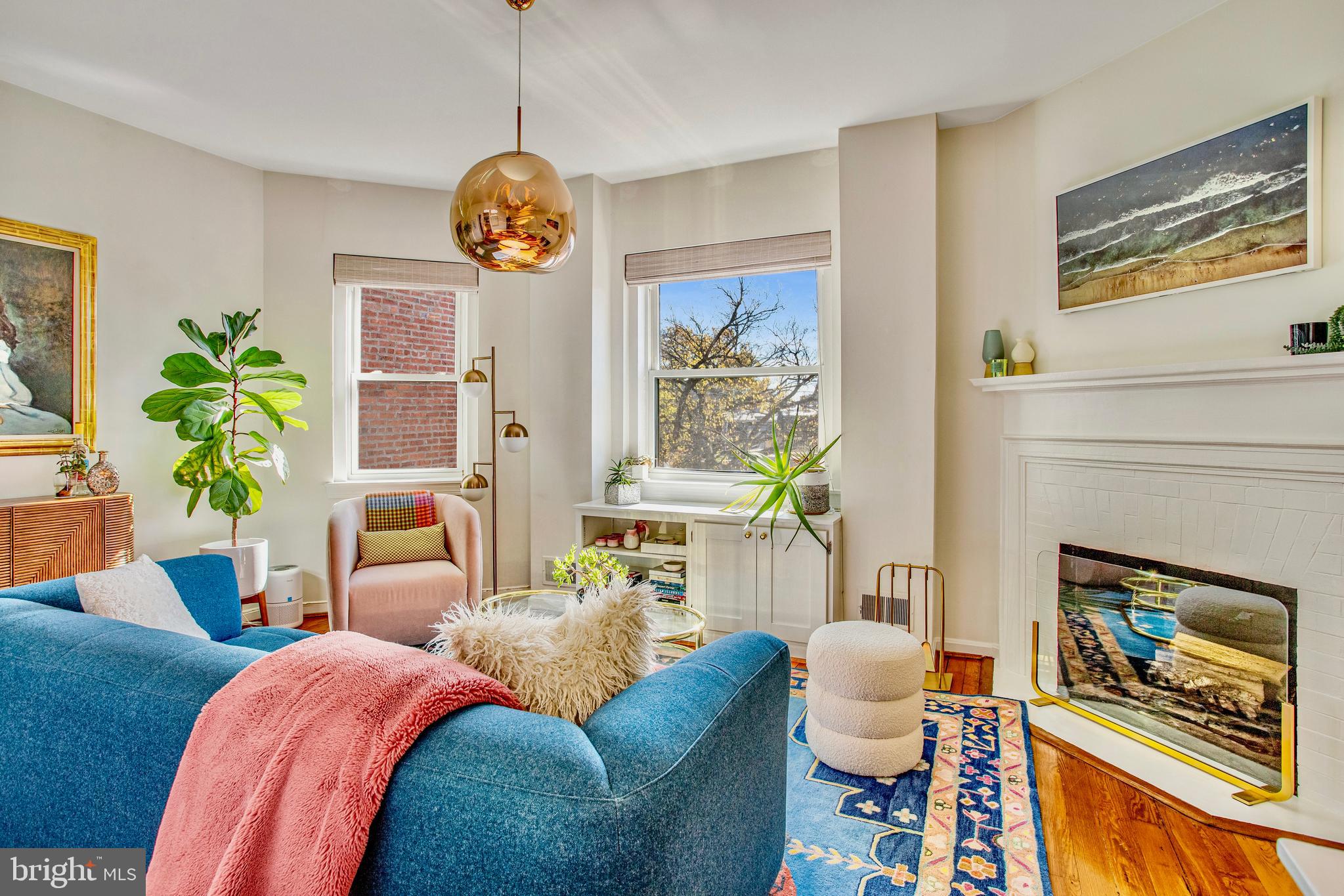 1820 Kalorama Road Northwest, Unit 4 Washington, DC 20009 - Photo 21 of 35 Charm and special touches abound