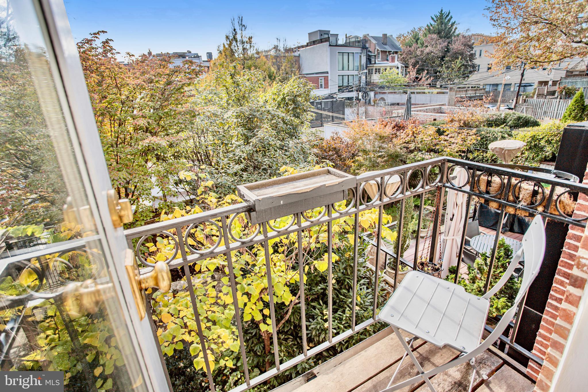 1820 Kalorama Road Northwest, Unit 4 Washington, DC 20009 - Photo 10 of 35