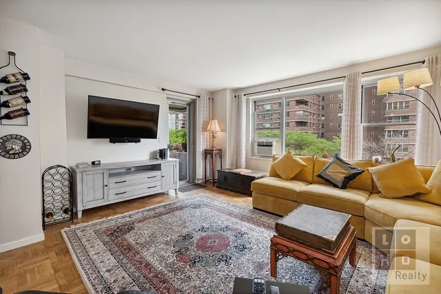 $850,000 | 577 Grand Street, Unit F504 | Lower East Side