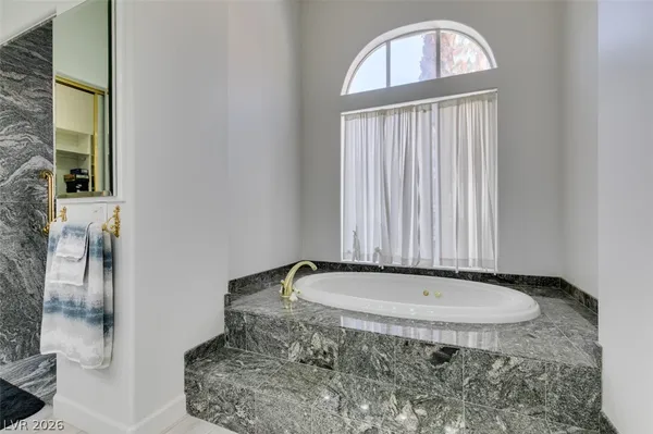 $7,000 | 8033 Secret Harbor Court, Las Vegas, NV 89128