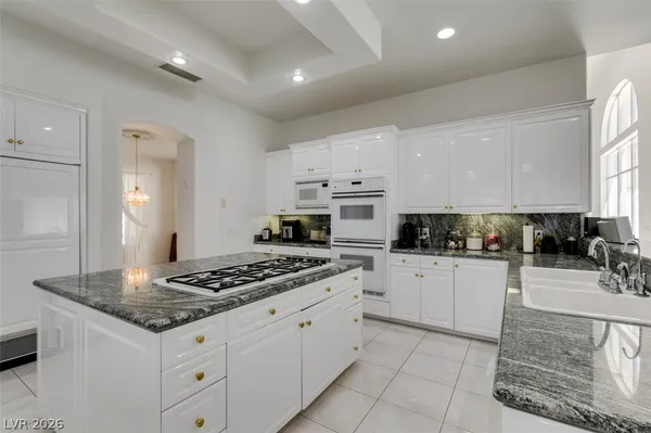 $7,000 | 8033 Secret Harbor Court, Las Vegas, NV 89128