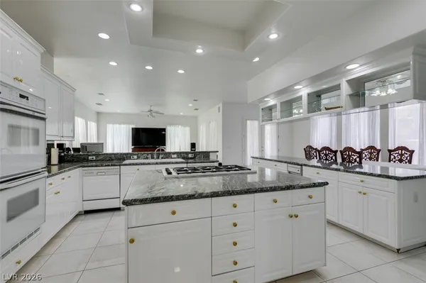 $7,000 | 8033 Secret Harbor Court, Las Vegas, NV 89128