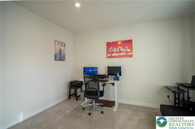 $619,999 | 1064 Woodmont Lane, Catasauqua, PA 18032