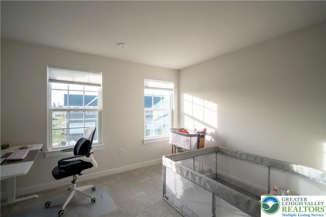 $619,999 | 1064 Woodmont Lane, Catasauqua, PA 18032