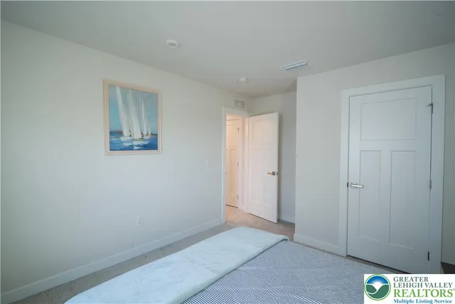 $619,999 | 1064 Woodmont Lane, Catasauqua, PA 18032