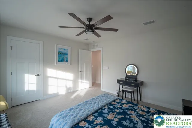 $619,999 | 1064 Woodmont Lane, Catasauqua, PA 18032