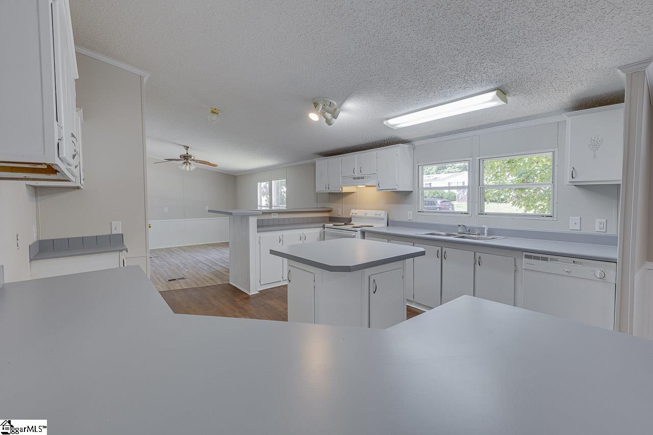 157 Valley Brook Road Piedmont, SC 29673 - Photo 15 of 36 Gallery Image 15
