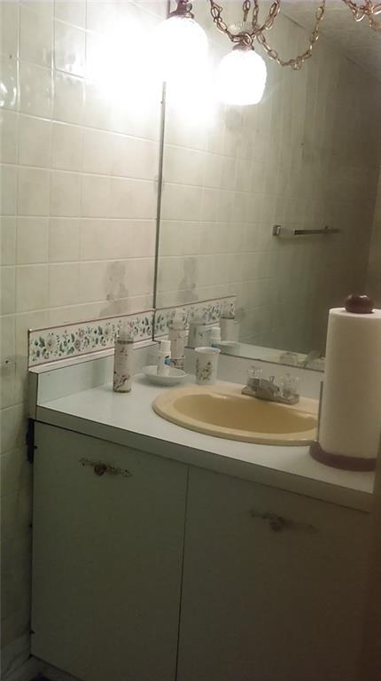 406 Grove Road Verona, PA 15147 - Photo 12 of 14 Gallery Image 12