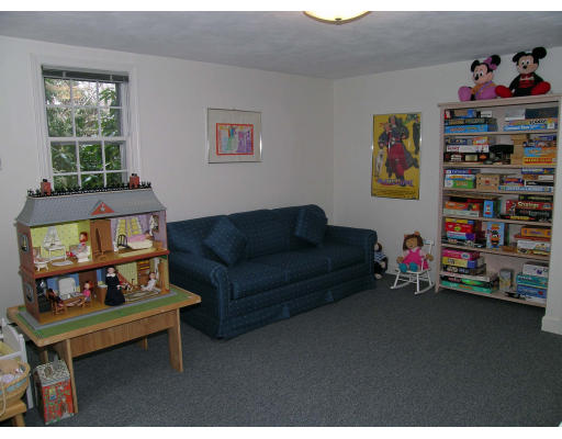 45 Amherst Road Belmont, MA 02478 - Photo 12 of 17