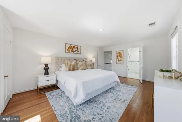 $1,925,000 | 4600 Reno Road Northwest, Washington, DC 20008