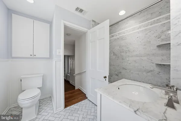 $1,925,000 | 4600 Reno Road Northwest, Washington, DC 20008