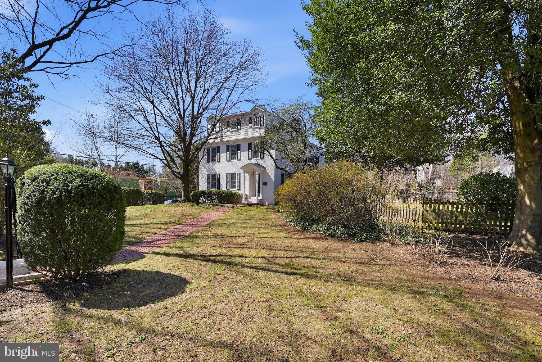 4600 Reno Road Northwest Washington, DC 20008 - Photo 3 of 60 Set back for quiet and Privacy