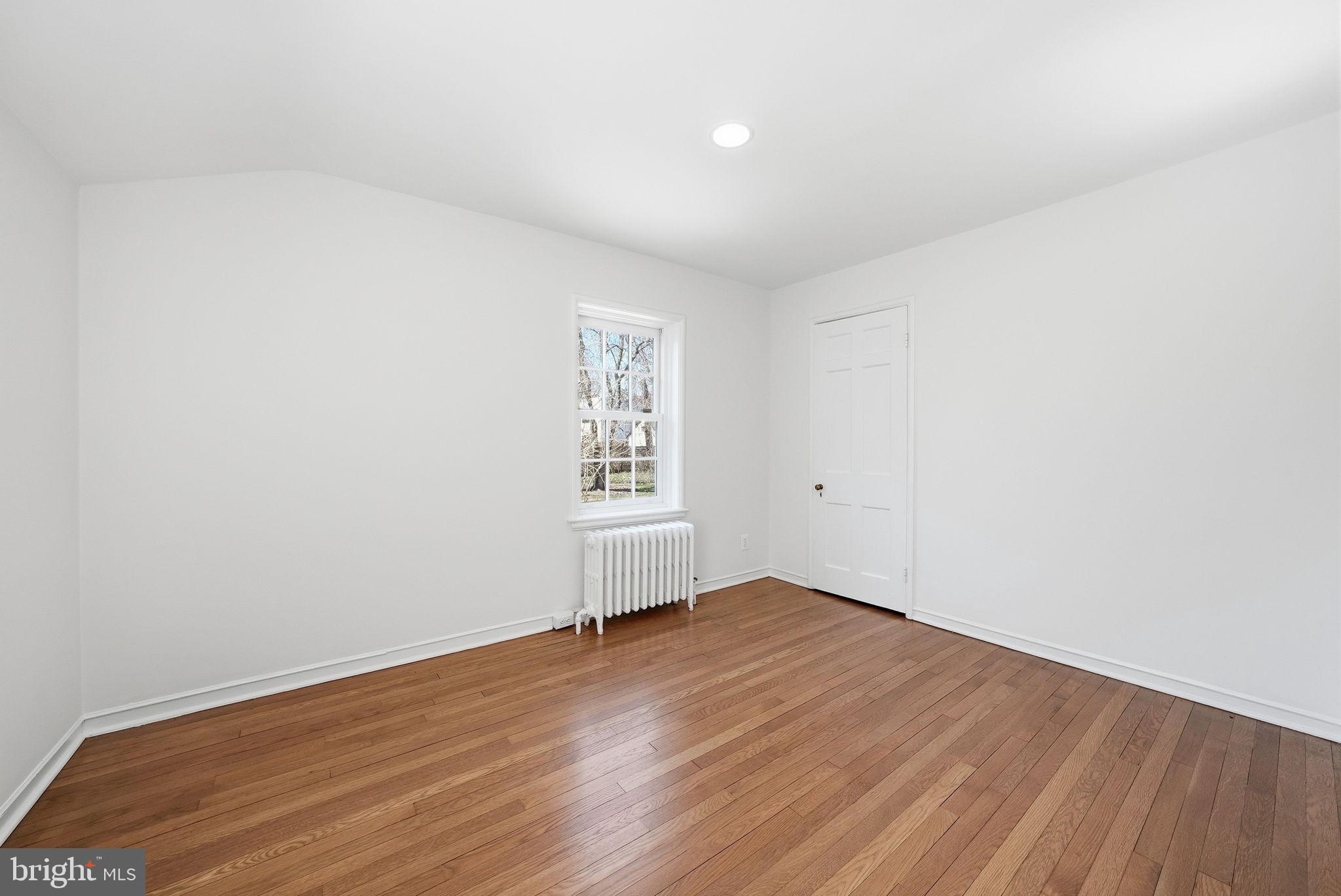 4600 Reno Road Northwest Washington, DC 20008 - Photo 32 of 60 Bedroom #4, large closet