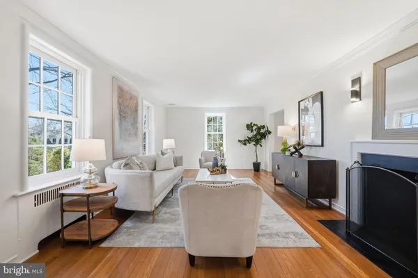 $1,925,000 | 4600 Reno Road Northwest, Washington, DC 20008