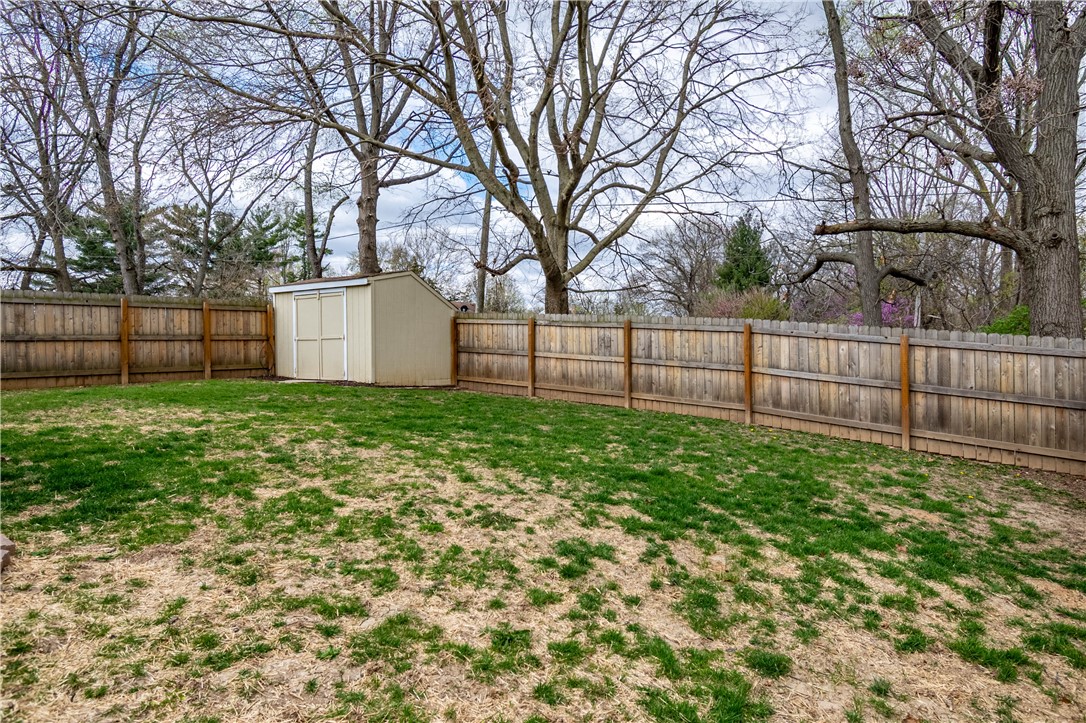 2835 Primrose Lane Decatur, IL 62526 - Photo 23 of 26