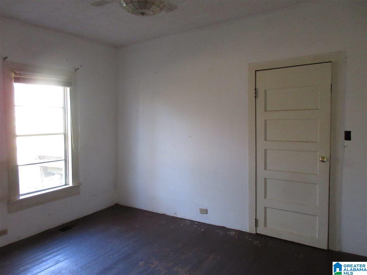 31 Collins Street Bessemer, AL 35020 - Photo 7 of 9