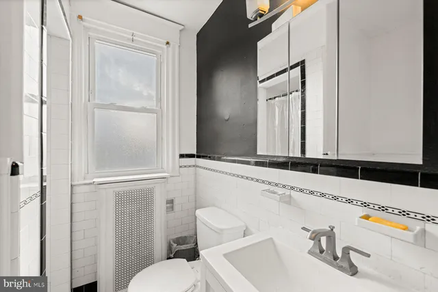 $290,000 | 808 Serrill Avenue, Lansdowne, PA 19050