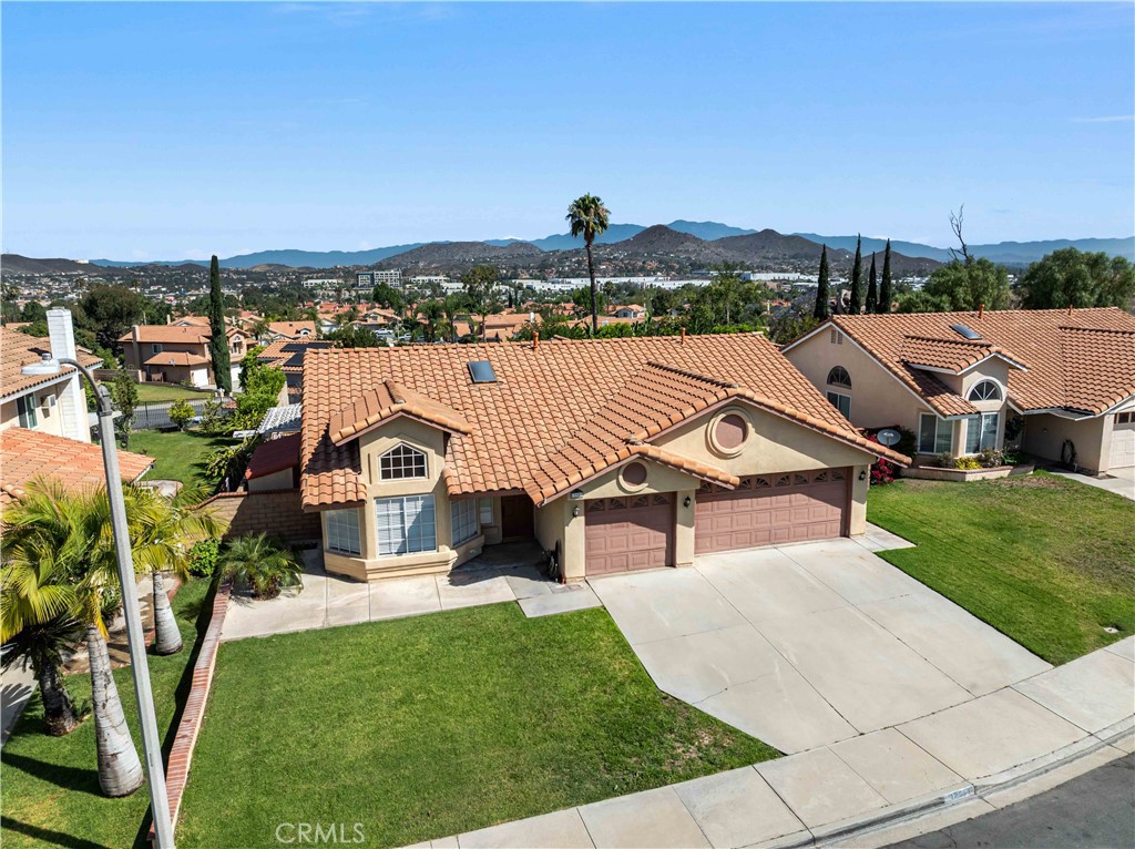 12981 August Circle Riverside, CA 92503 - Photo 10 of 59