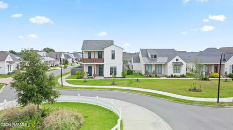 $360,000 | 101 Oak Village Drive, Scott, LA 70583
