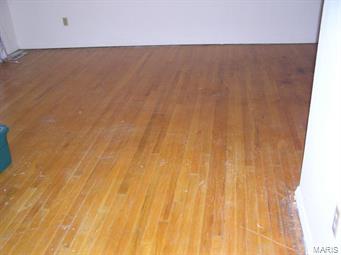 2902 Crossgate Road St. Louis, MO 63129 - Photo 12 of 20 Gallery Image 12