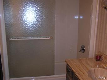 2902 Crossgate Road St. Louis, MO 63129 - Photo 19 of 20 Gallery Image 19