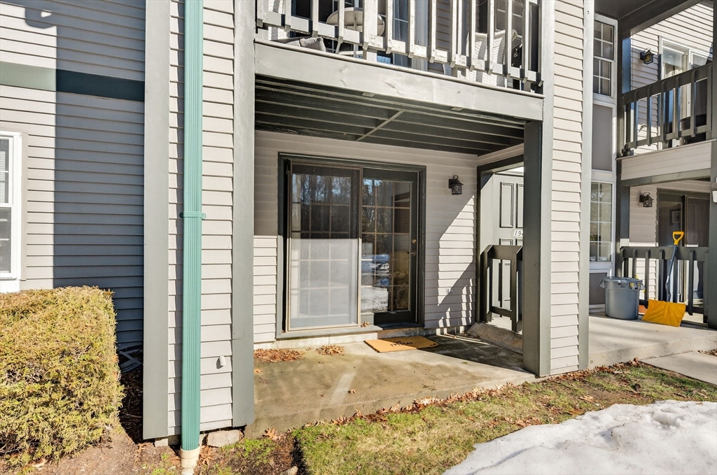 1940 Phillips Road, Unit 15 New Bedford, MA 02745 - Photo 5 of 21