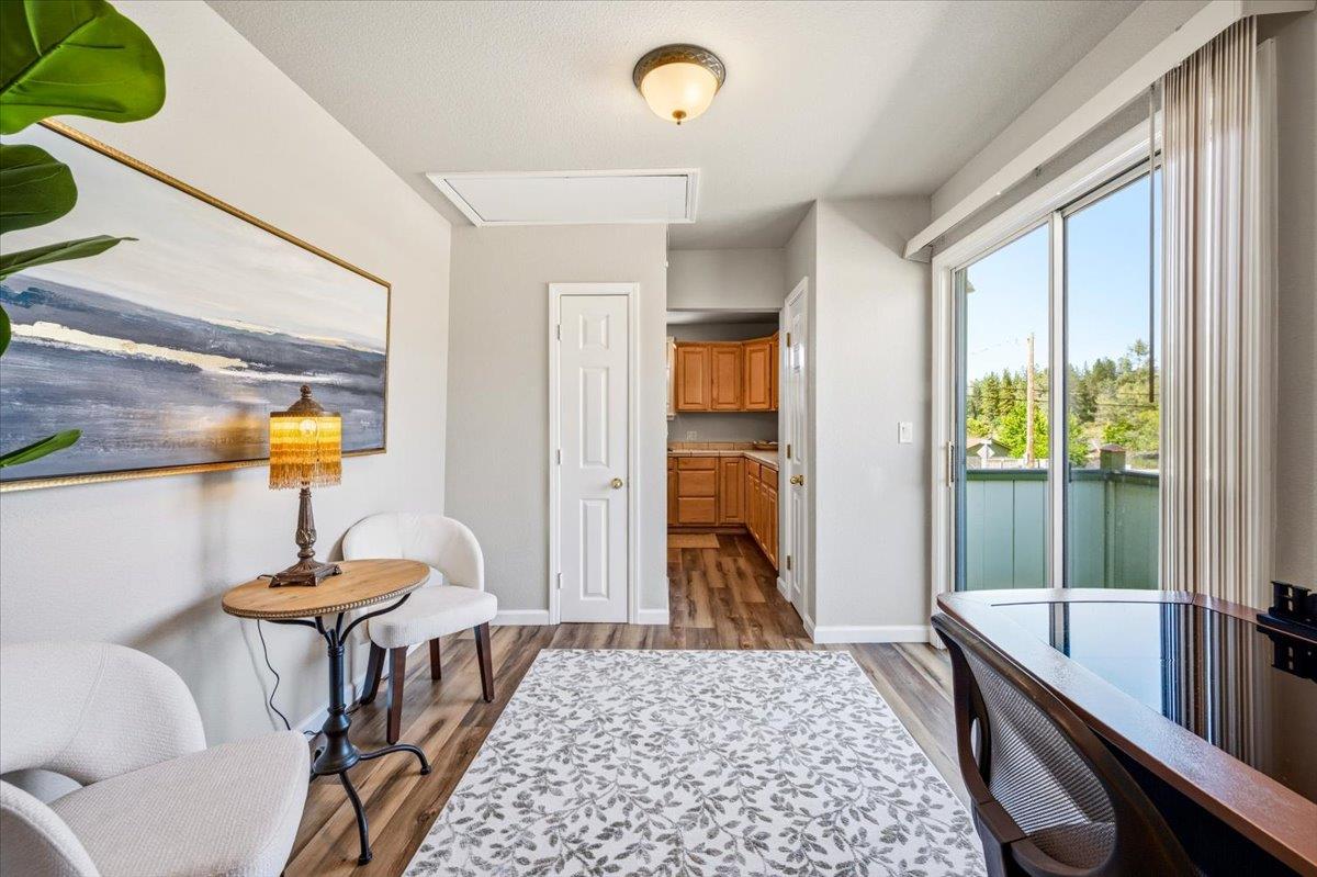 232 Upper Slate Creek Road Grass Valley, CA 95945 - Photo 15 of 48 a very nice looking room with a large window