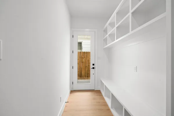 $2,600 | 5516 Hardy Street, Houston, TX 77009