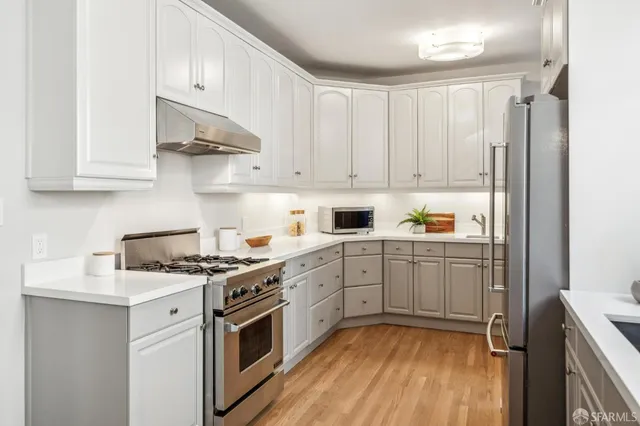 $1,695,000 | 2522 Chestnut Street, San Francisco, CA 94123