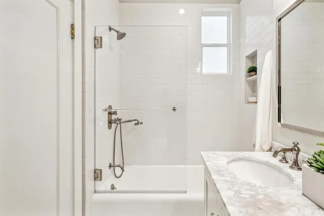 $1,695,000 | 2522 Chestnut Street, San Francisco, CA 94123