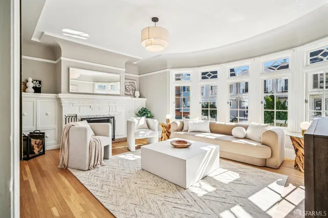 $1,695,000 | 2522 Chestnut Street, San Francisco, CA 94123