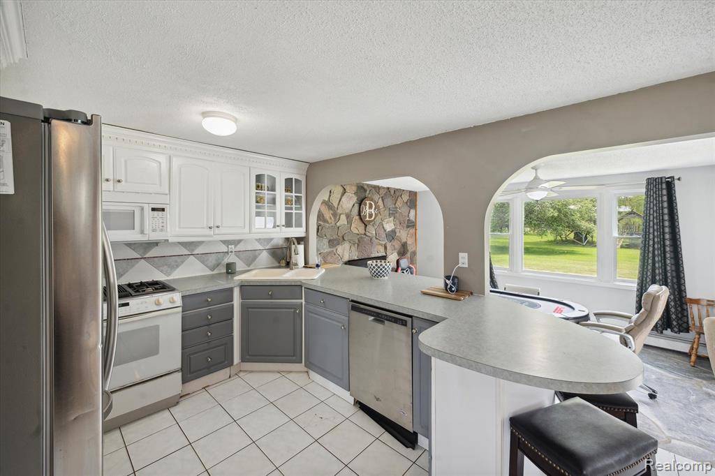 3415 West Ray Road Grand Blanc, MI 48439 - Photo 11 of 35