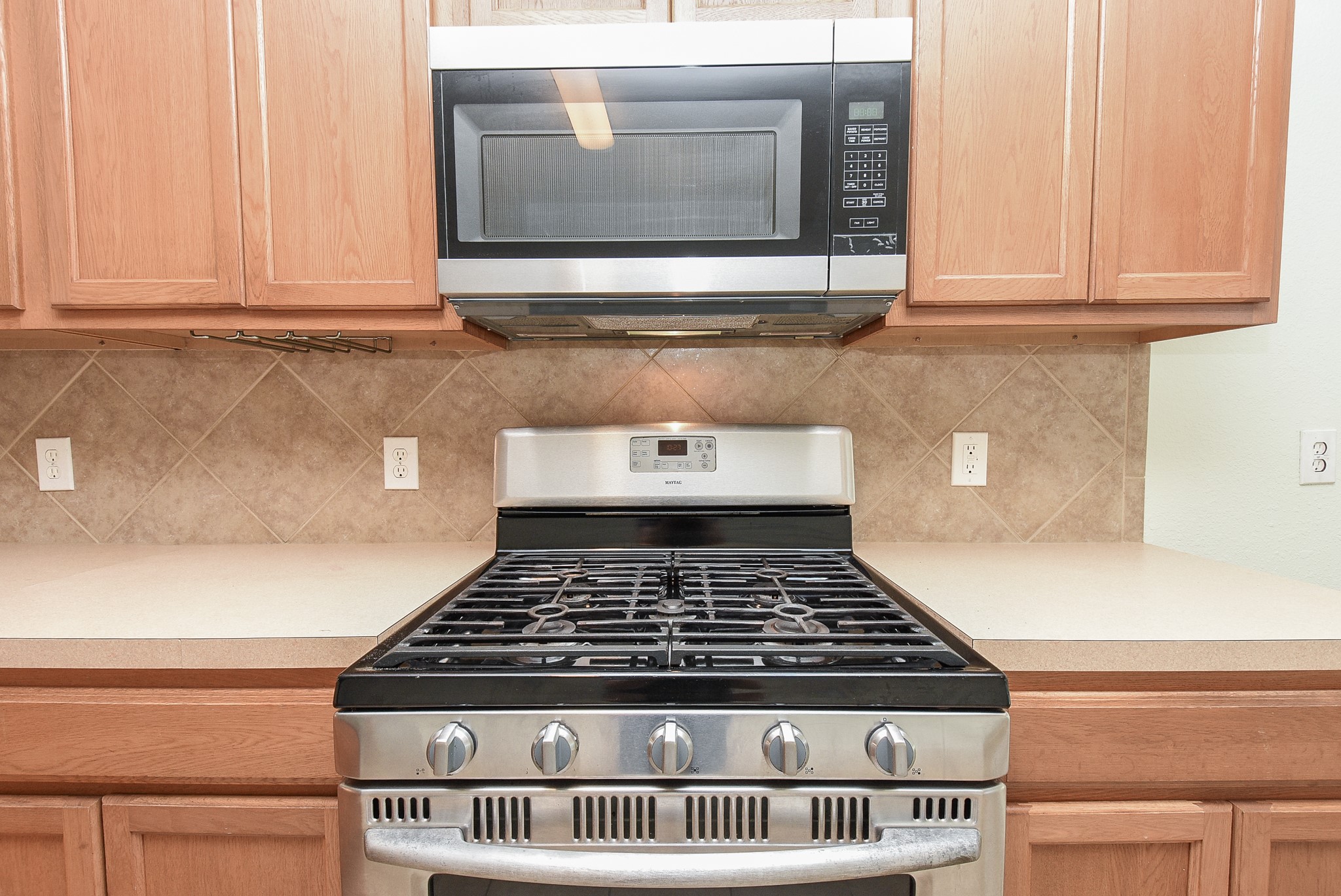 29323 Hickory Terrace Drive Spring, TX 77386 - Photo 12 of 32 Stainless steel appliances give this cozy home a touch of lux