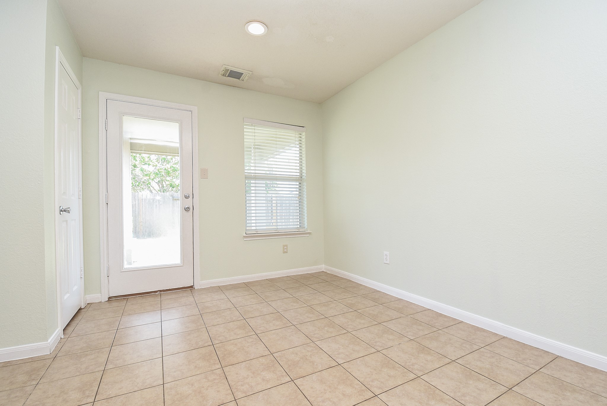 29323 Hickory Terrace Drive Spring, TX 77386 - Photo 16 of 32