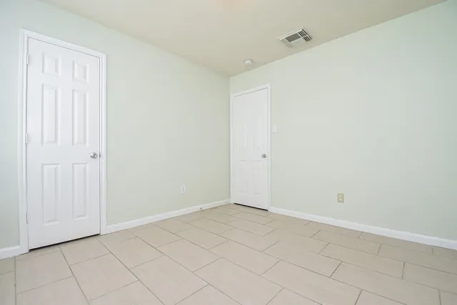 $1,675 | 29323 Hickory Terrace Drive, Spring, TX 77386