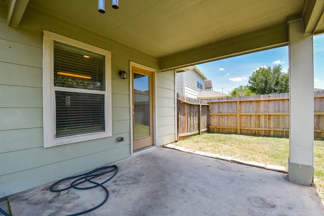 $1,675 | 29323 Hickory Terrace Drive, Spring, TX 77386