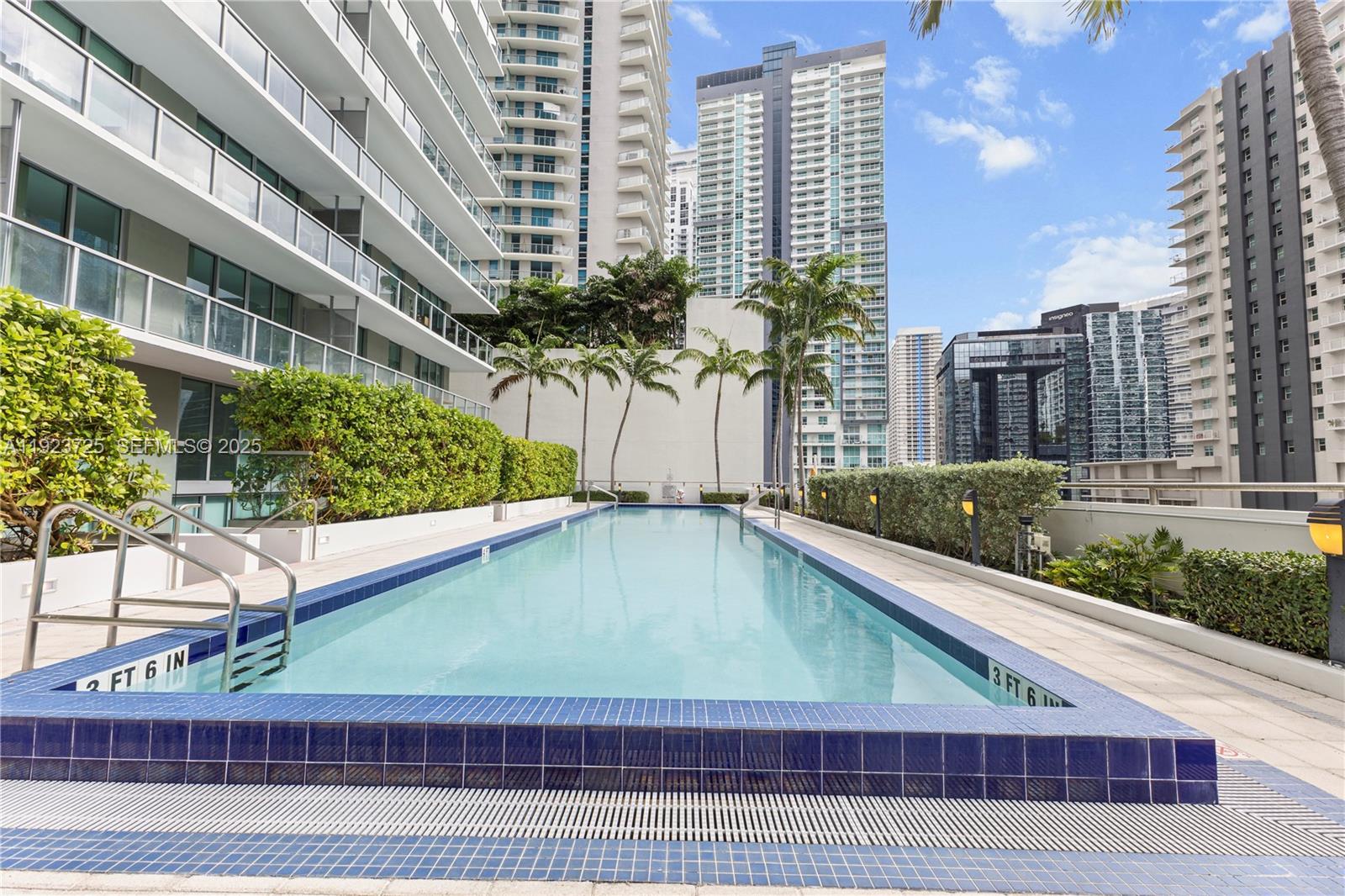 1111 Southwest 1st Avenue, Unit 2614N Miami, FL 33130 - Photo 29 of 32 a view of balcony with a tennis court
