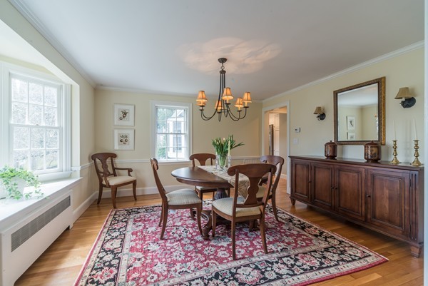 41 Old Orchard Road Newton, MA 02467 - Photo 2 of 17 Gallery Image 2