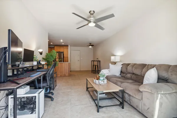 $349,000 | 5585 Pacific Coast Highway, Unit 132, Long Beach, CA 90804