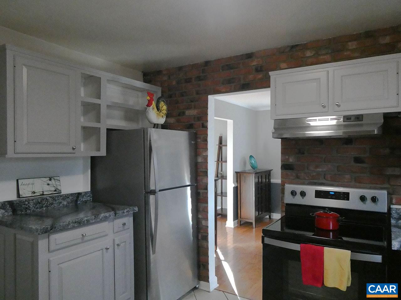 707 Shamrock Road Charlottesville, VA 22903 - Photo 12 of 25 Gallery Image 12
