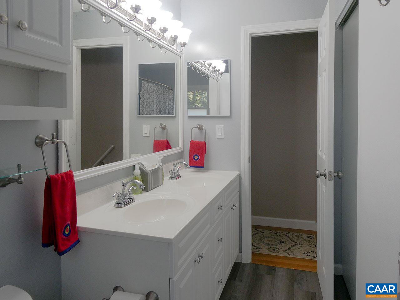 707 Shamrock Road Charlottesville, VA 22903 - Photo 19 of 25 Gallery Image 19