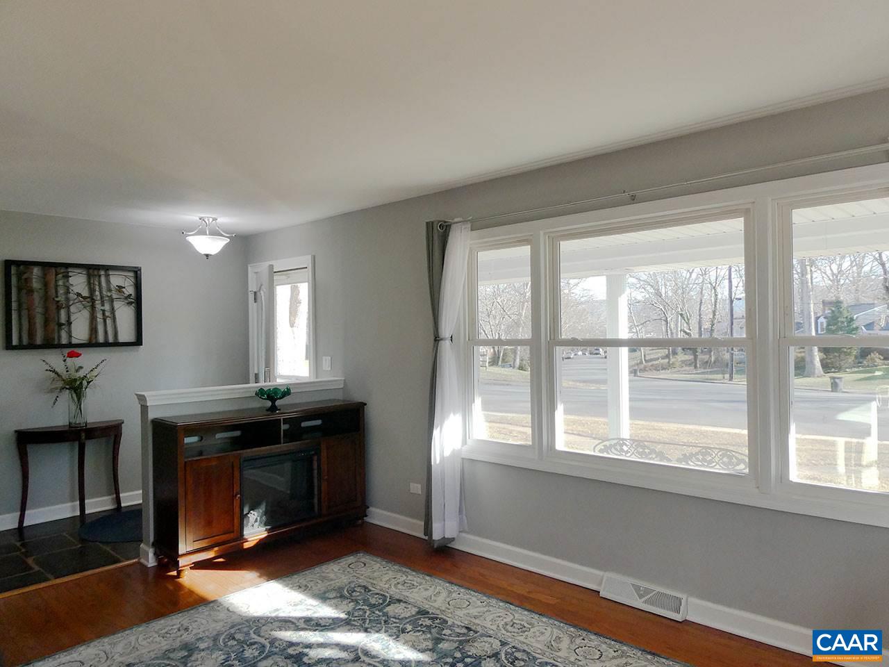 707 Shamrock Road Charlottesville, VA 22903 - Photo 4 of 25 Gallery Image 4
