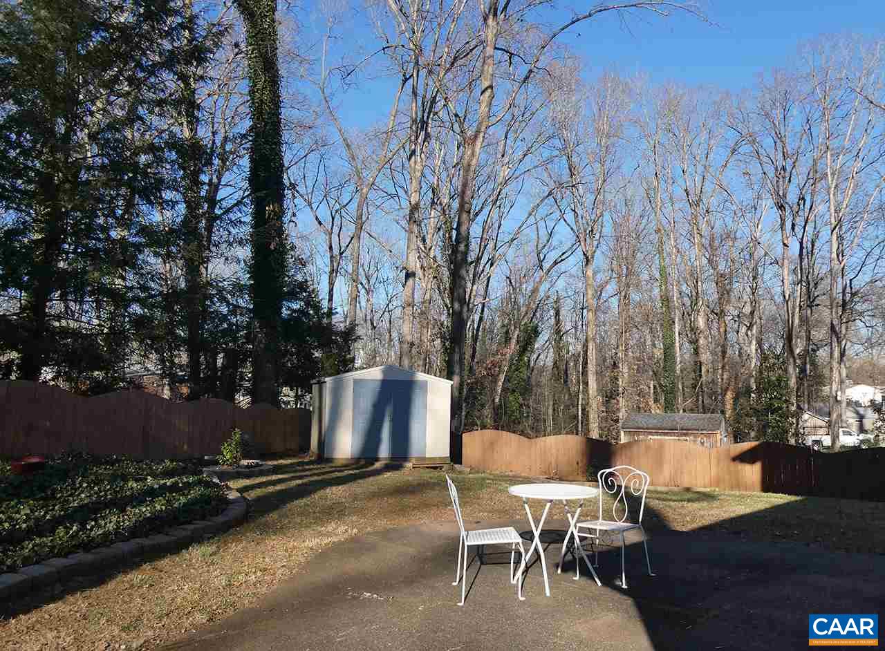 707 Shamrock Road Charlottesville, VA 22903 - Photo 8 of 25 Gallery Image 8