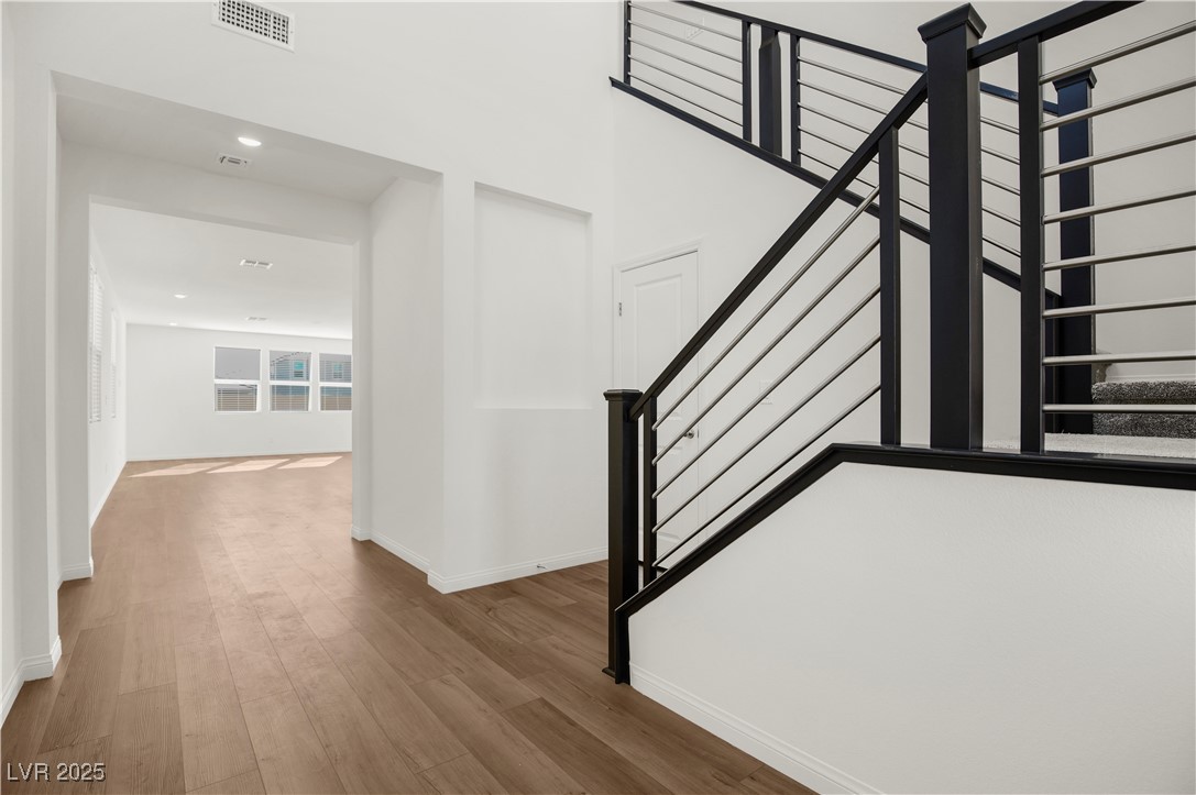 3055 Magnolia Rnch Avenue Las Vegas, NV 89139 - Photo 4 of 35