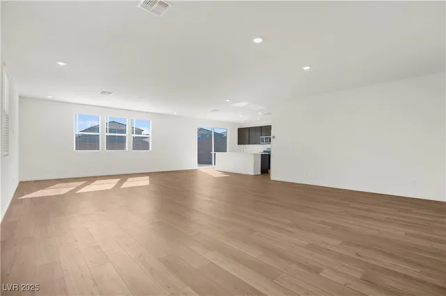 $3,380 | 3055 Magnolia Rnch Avenue, Las Vegas, NV 89139