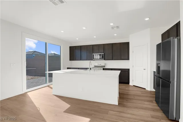 $3,380 | 3055 Magnolia Rnch Avenue, Las Vegas, NV 89139